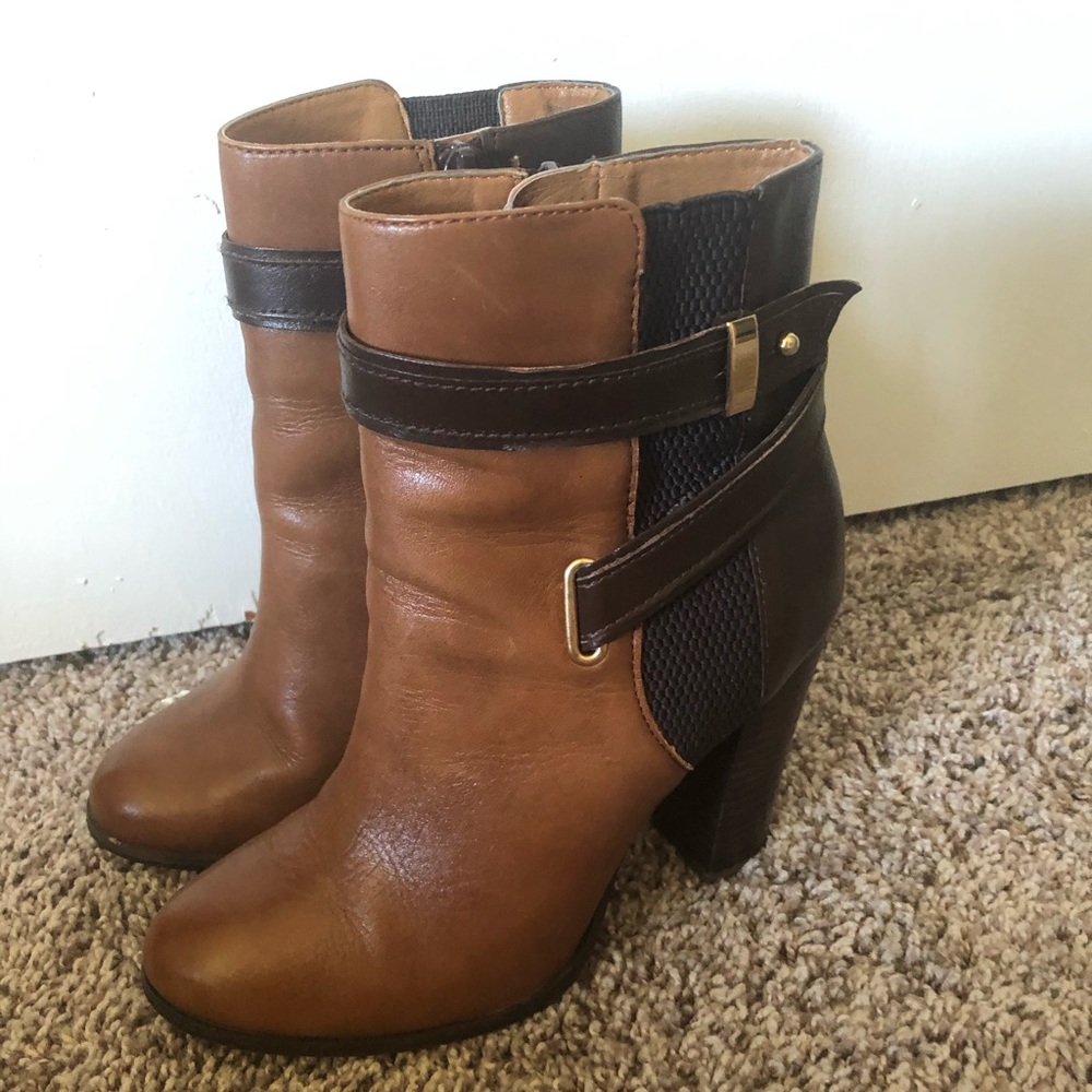 *SOLD* Aldo brown leather boots
